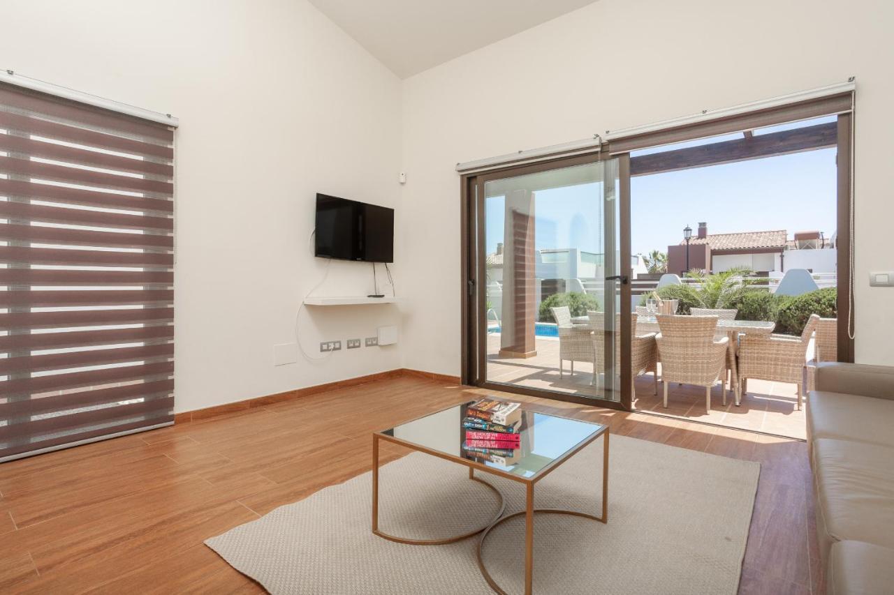 Villa Zafiro 13 Golf Private Pool Caleta De Fuste By Holidays Home 外观 照片