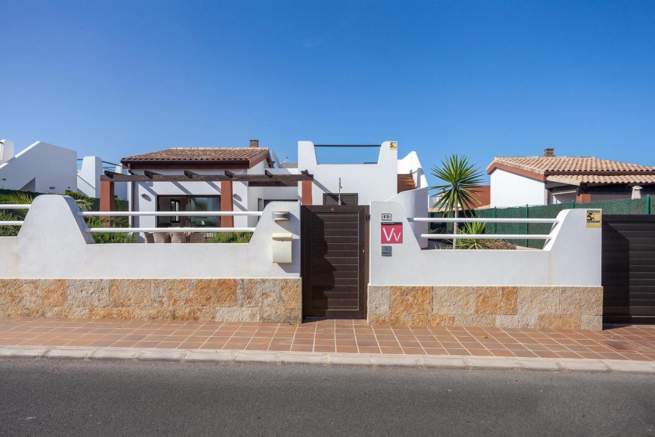Villa Zafiro 13 Golf Private Pool Caleta De Fuste By Holidays Home 外观 照片